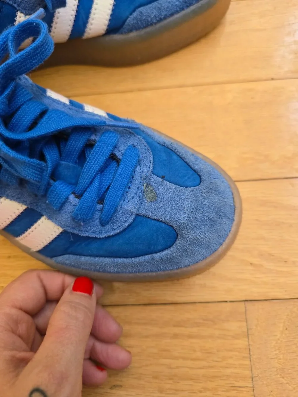 adidas | Samba Bold Blue White Gum Sporty Retro Sneakers | WMS 6
